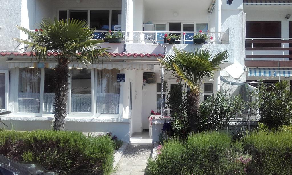 Apartments Aleksandra Crikvenica Exterior foto